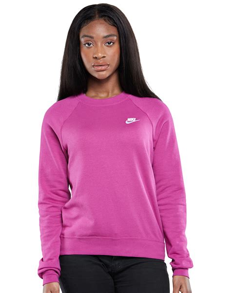 nike fleece sweatshirt women.